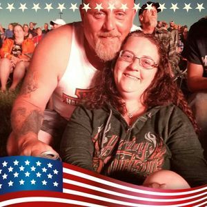 Meet your Posher, Casey